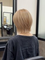 カイノ イオンモール大和郡山店(KAINO)&nbsp;金髪ボブ/レイヤーボブ/ハイトーン/ケアブリーチ
