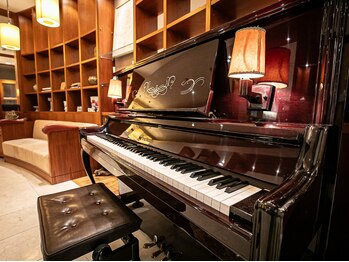 ザトコヤバー 松坂屋名古屋栄店(THE TOKOYA Bar by REIELEGANCE )の写真/タイパもコスパも。毎朝のセットを1分に。一流の身だしなみを、もっと身近に。［栄/理容室/バーバー］