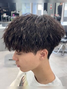 アクロ 中町店(ACRO) 縦落ちツイストスパイラルパーマ王道マッシュメンズカットパーマ
