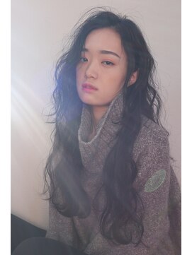 ブリス(VLISS) ツヤウエーブ_フェザーロングブルージュ黒髮