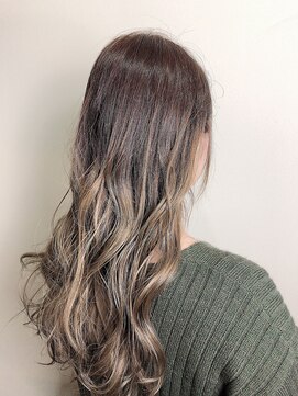 ヘアサロンM 新宿 デザインカラー/厚めバング/ローライト/スリークボブ