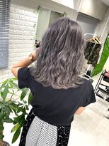 ニノ(nino)&nbsp;【NINO】シルバーアッシュ波ウェーブ