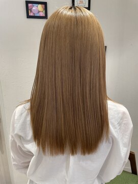 エクリ シセイドウ 麻布十番店(equri×SHISEIDO) 【麻布十番】ツヤだしストレートヘア