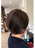 脱白髪染めハイライトカラー×ショート