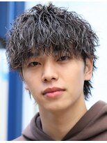 フリーク バーバーショップ 都島店(FREAK BARBER SHOP) 短髪ツーブロックスーツ束感モテ男黒髪ショートウルフパーマ流行
