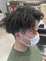 ヘアールーム プリズム(Hair room Prism) 縦落ちツイストスパイラル