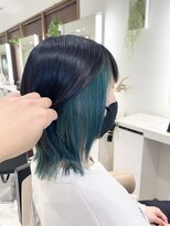 アッシュ 大宮店(Ash) インナーカラー【ブラック×ターコイズグリーン】