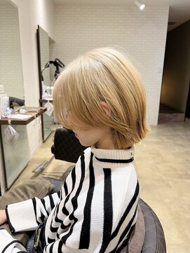 アヤナ バイ アヤラ(ayana by ayala) 【TAIGA】暗染履歴のブロンド系カラー　浦安/南行徳/新浦安