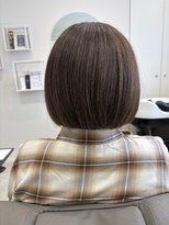 アルティーナプライベート(altina PRIVATE)&nbsp;白髪ぼかしのミニボブ