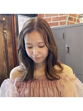 シェノン 梅田(CHAINON) ブリーチなし透明感カラー/垢抜けカット/ガーリースタイル