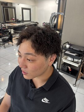 アイズ 海老名(AIZU) ツイストスパイラルパーマ ツイストパーマ メンズパーマ 眉毛