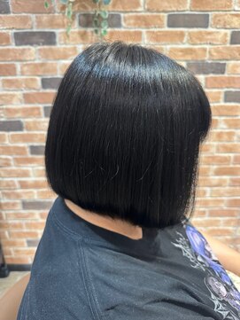 スペックホルダー(Spec Holder) ブルーブラック前下がりボブ8.27