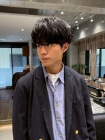 ファルベ(Farbe) フェザーパーマ/サーフカール/刈り上げセンターパート