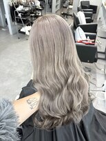 シェイロ(Cielro)&nbsp;【冬の大人っぽさはミルクティーグレージュ】SAKI