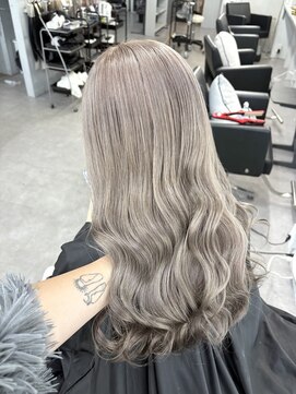 シェイロ(Cielro) 【冬の大人っぽさはミルクティーグレージュ】SAKI