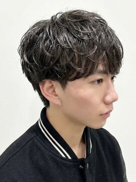 ミヤビ(MIYAVI) シャドウパーマラウンドマッシュ