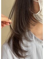 ソエラ(Soera)&nbsp;伸ばしかけでも楽しめるレイヤーカット