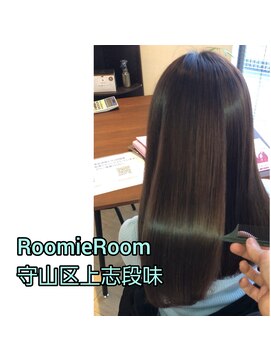 ルーミールーム(RoomieRoom) 髪質改善/美シルエット/ツヤ髪ロング/アッシュベージュ/20代30代