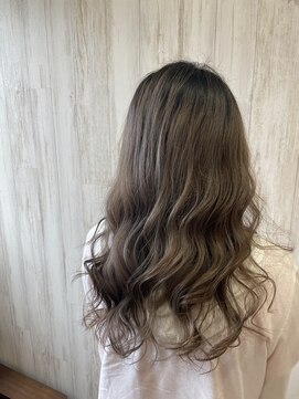 ムーナ(Muwna) ロングスタイル