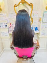 美容室 ティンカーベル&nbsp;ロングのストレートヘア