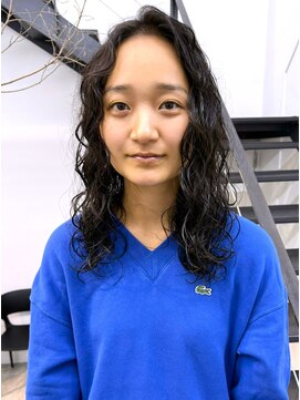 セル(CELL) ワンレン　ウェーブパーマ　セミロング　ハードパーマ