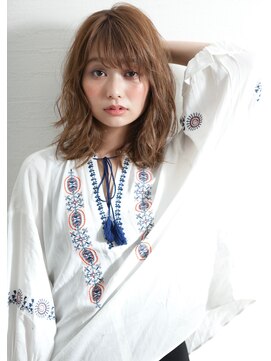 エブリ(evri) 「evri」武田亮介 ふんわりミディアムカット パーマ