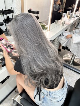 ブレンド 渋谷(BLend) ホワイティーグレー前髪韓国