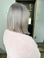 リルア 博多(LIRUA)&nbsp;ハイトーンカラーホワイトグレージュ