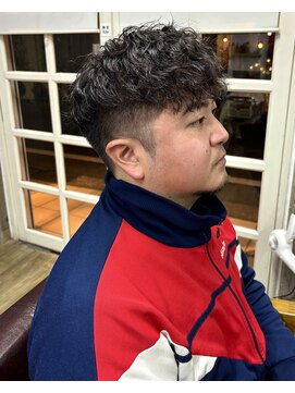 オムファミーユラグ(homme, famille raugh) ショートツイストスパイラルパーマ