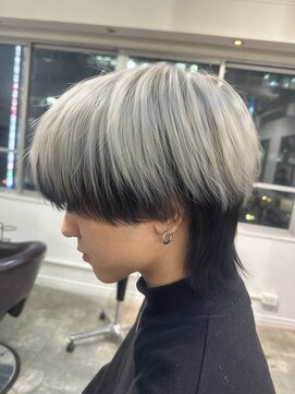 イリ 梅田(ili) アンブレラカラー/マッシュウルフ