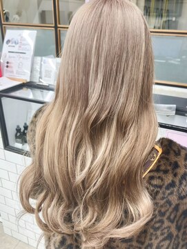 ソア 渋谷(soar) 透明感◎20代ベージュカラー×顔周りカット