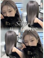 アオ(AO)&nbsp;【市川佑月】シルバーグレージュ