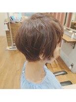 クローバー 新横浜店(CLOVER)&nbsp;【白髪8割】透け感チョコブラウン×大人ショートレイヤー