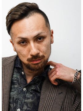 メリケンバーバーショップ コウベ(MERICAN BARBERSHOP KOBE) 刈り上げオールバックツーブロックビジネスstyleにイメチェン#2