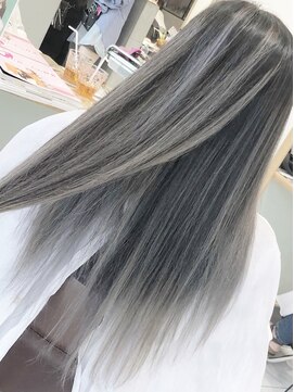 ディーナ(D'na) 『D'na』上質シルバーバレイヤージュ　清水