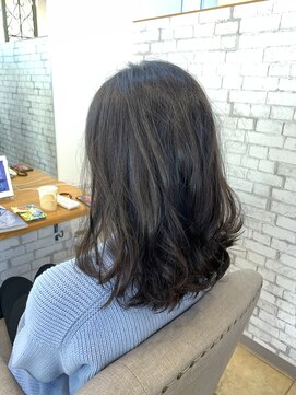 シエナ 太田(Siena) 無造作×フェミニン大人ミディ