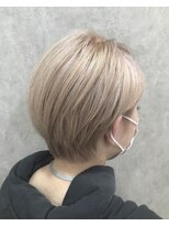 フェリエットバイビークール(feliette by Be-COOL)&nbsp;「feliette」軍司博司　ホワイトベージュ♪