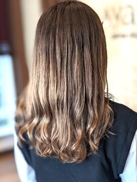 アヤラ オーガニックアンドスパ 東船橋店(AYALA) 【中村のぞみ】シャドールーツ