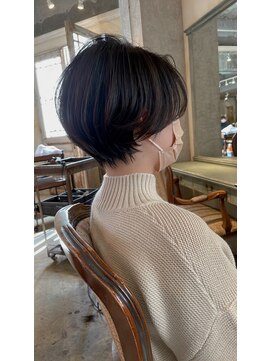 髪質改善と縮毛矯正の専門店 サンティエ(scintiller) 大人綺麗な小顔襟足スッキリショートボブ　30代40代50代