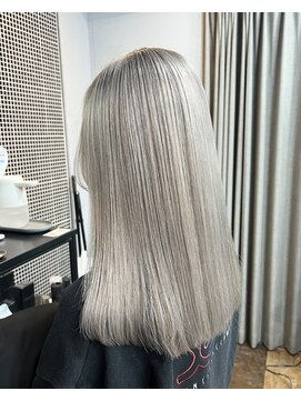 アン(un.) silver beige♪ 杉浦一樹