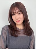 顔周りレイヤーカットくびれヘアミルクティーベージュカラー