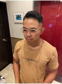 七三メンズ短髪スキンフェードベリーショートアイロンパーマ
