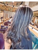 トゥルース 獨協大学前店(Hair&Make TRUTH) ホワイトハイライト