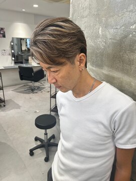 キング 枚方店(K!ng) 縮毛矯正髪質改善ハイライトレイヤーカット枚方美容室エクステ