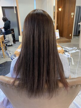 フツーロ 栄(FUTURO) プルエクステ