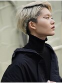 ハイトーン金髪×刈り上げショート女子 ３０代４０代５０代