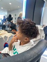 メンズサロン キング 高槻店(Men’s salon K!ng)&nbsp;波巻きツイストスパイラルパーマ/フェザーパーマ/眉毛/メンズ