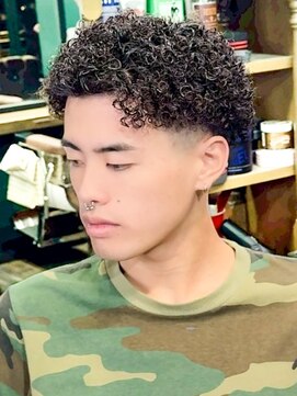 プロショップウェーブ セカンド(PRO SHOP WAVE II) スペインカール/フェザーパーマ/メンズパーマ/テーパーフェード