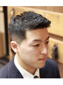 <理容室><バーバー>フェードカットアップバング短髪パーマ