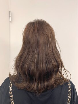 ジーナ 渋谷駅前(Zina) 小顔セミウェットウェーブピンクベージュハイライトカラー